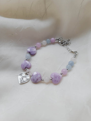 Lavender Blue/Silver Heart Bracelet