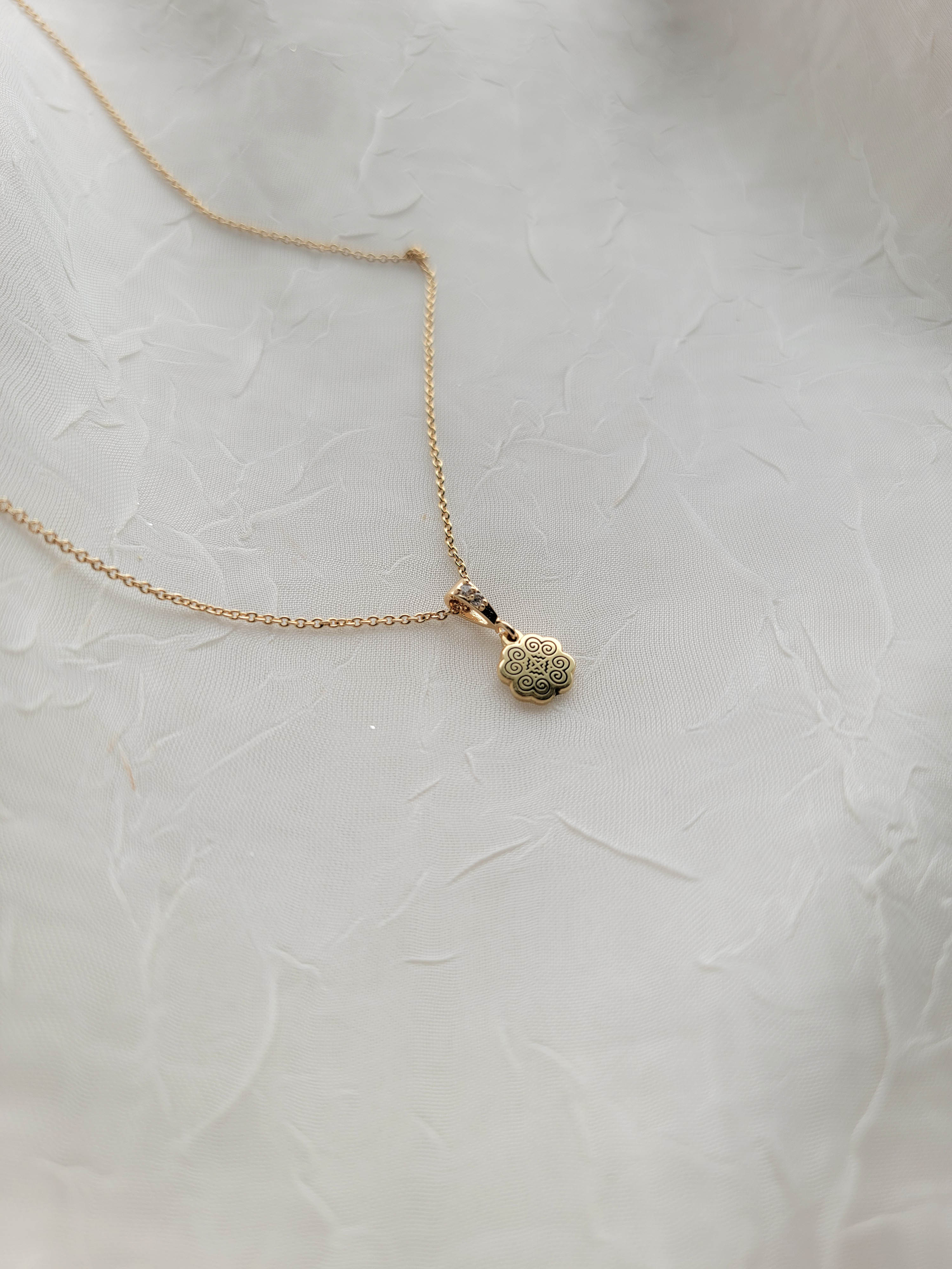 RYR Dainty Necklace
