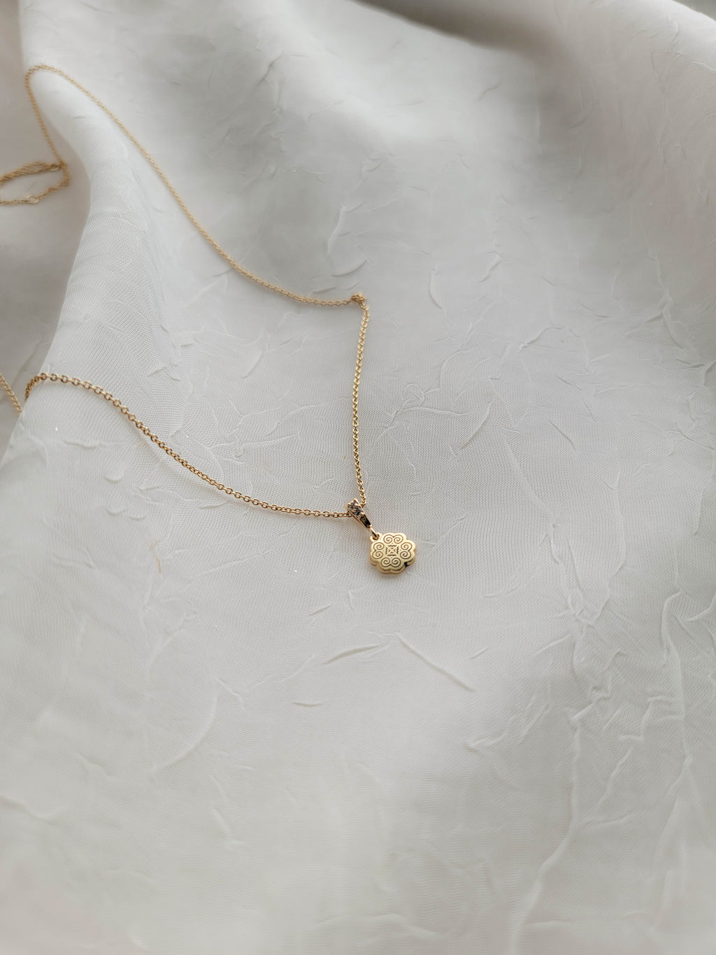 RYR Dainty Necklace
