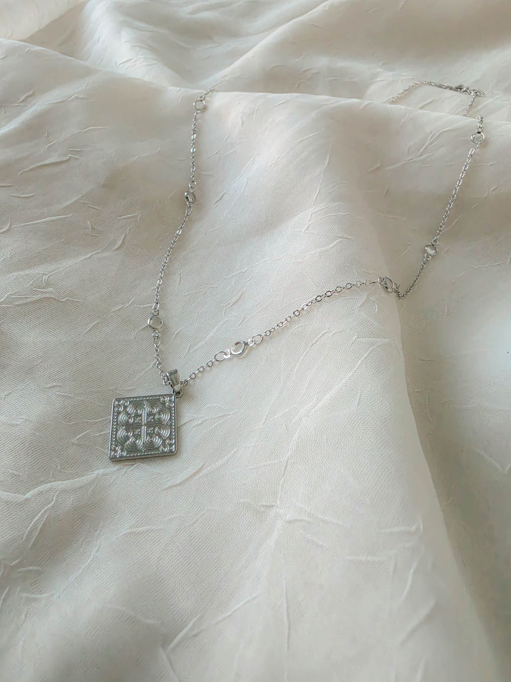 Silver Steadfast Necklace