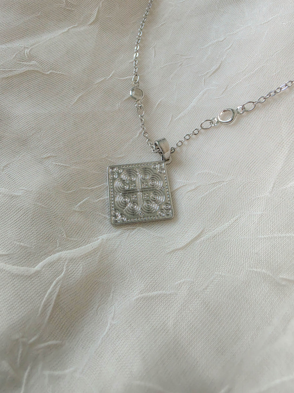 Silver Steadfast Necklace