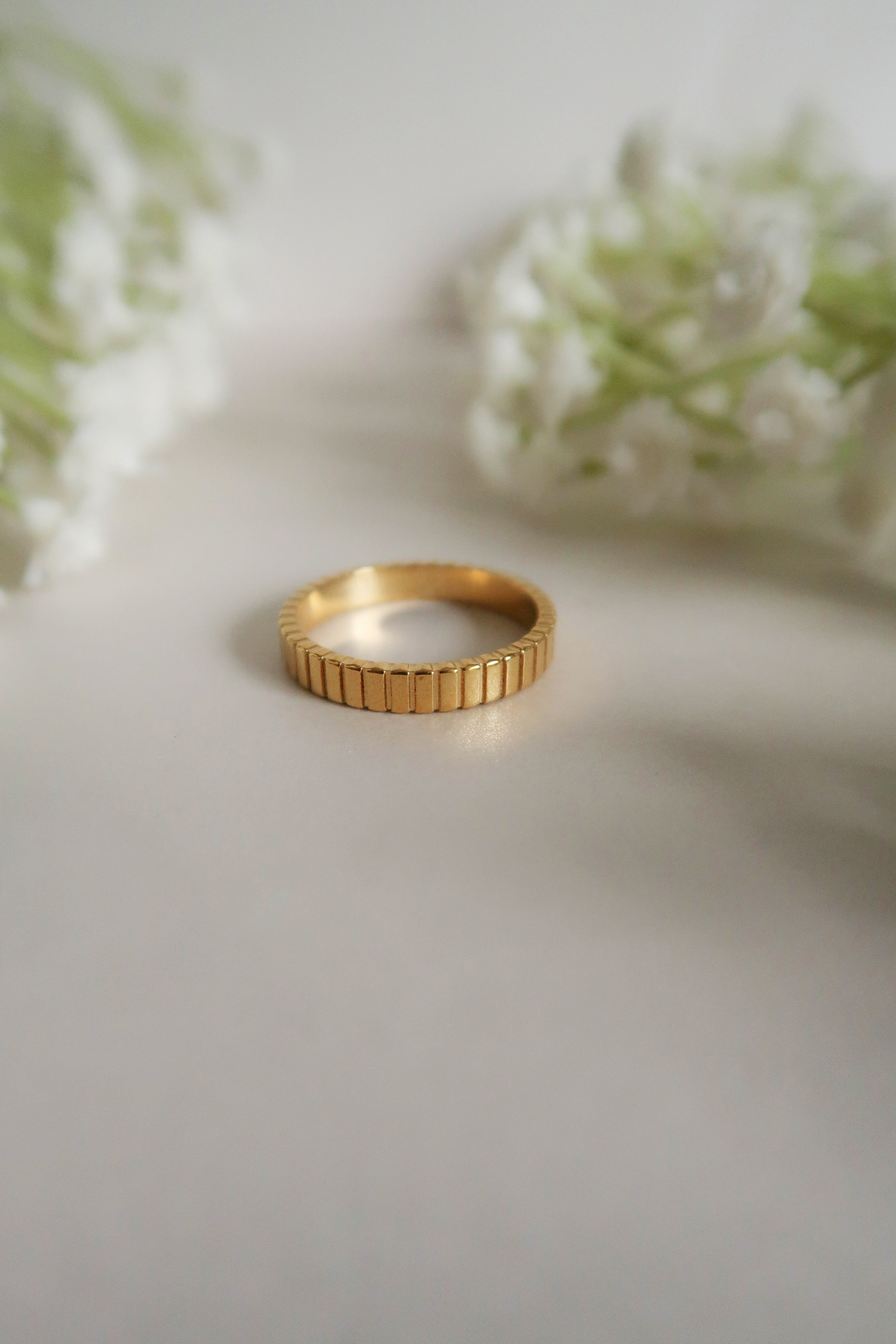 Ribbed Ring