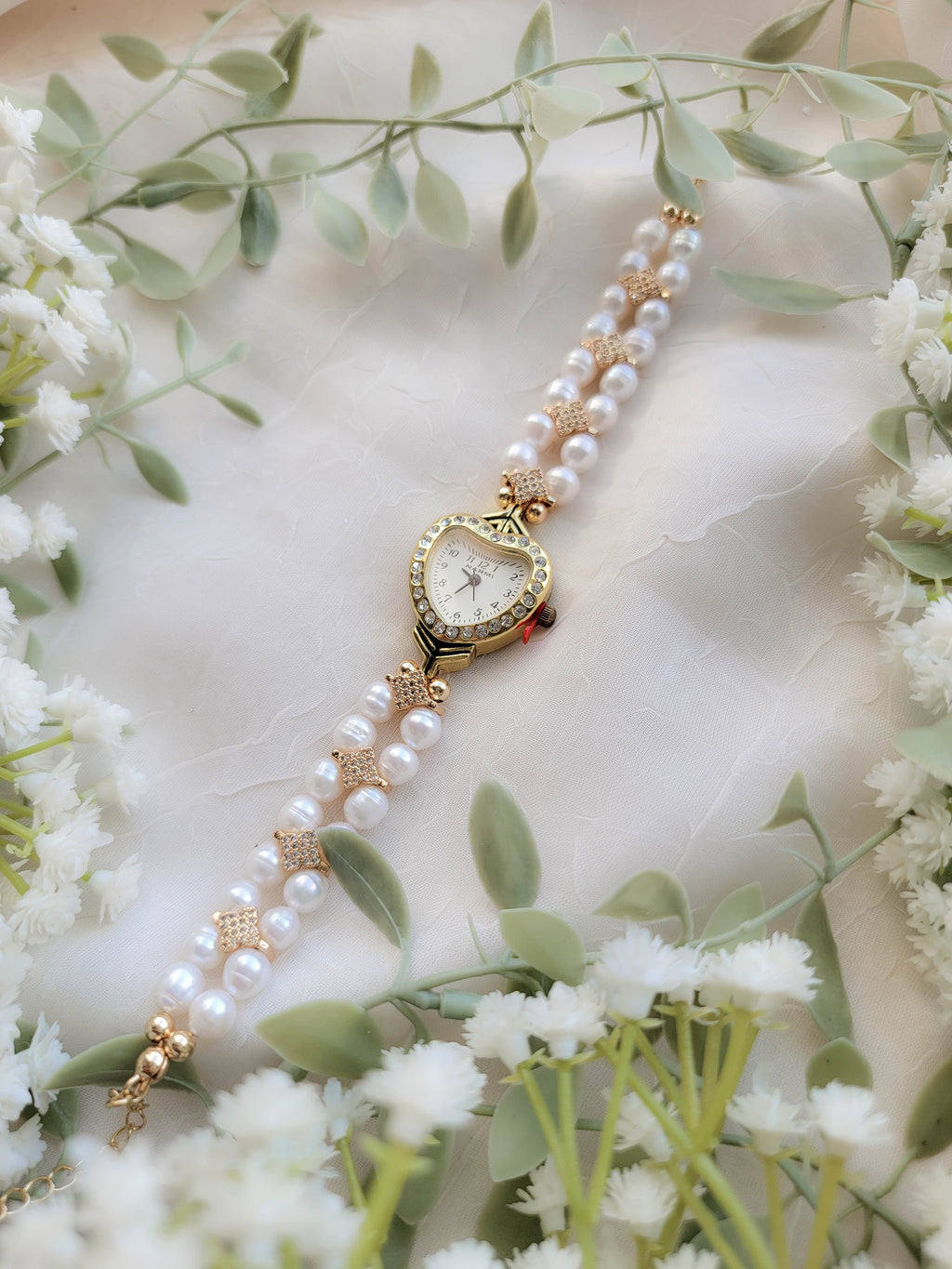 Heart & Pearls Timepiece (7.5"+2")