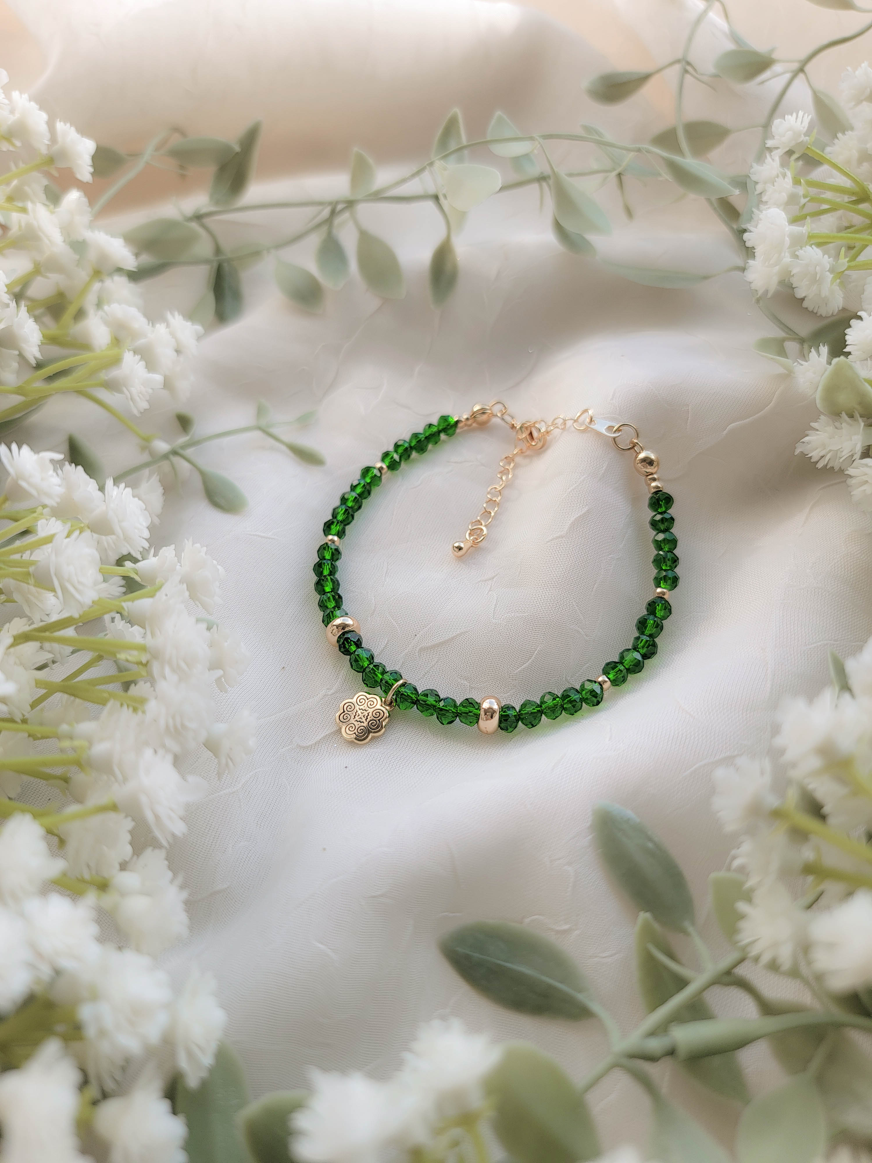 Delicate Gems Bracelet (various lengths available)