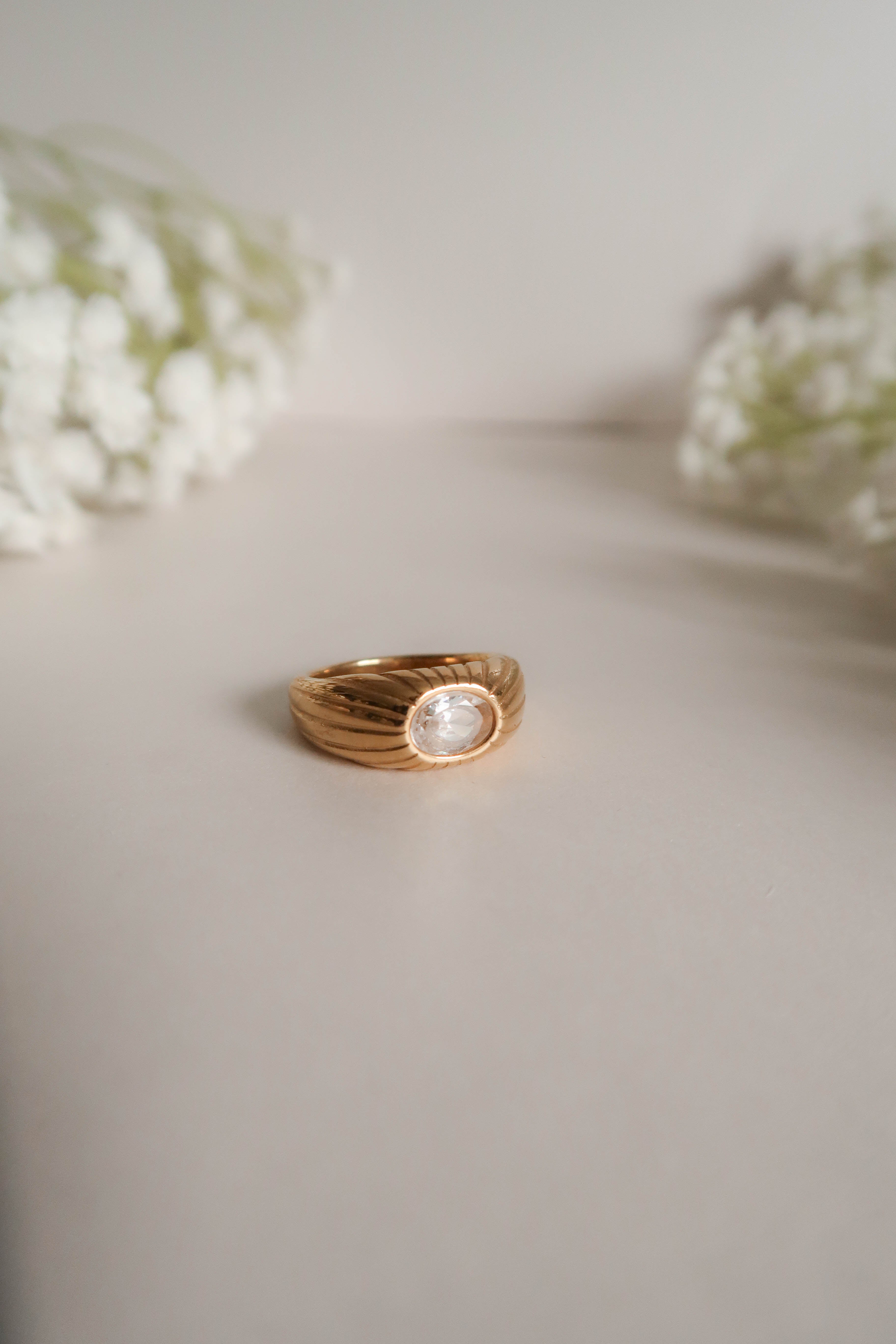 Solis Ring