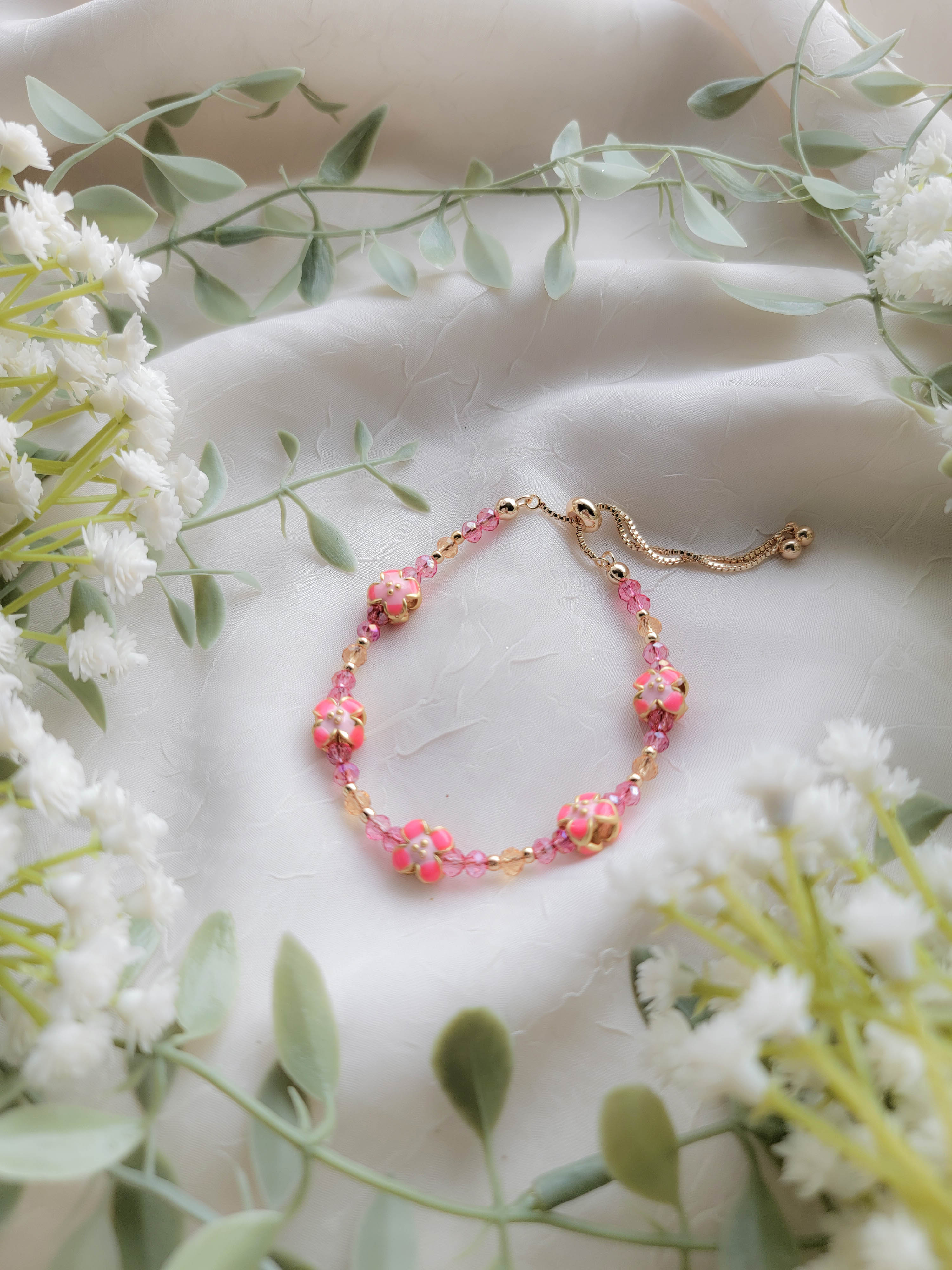 Hibiscus Charm Bracelet (various lengths available)