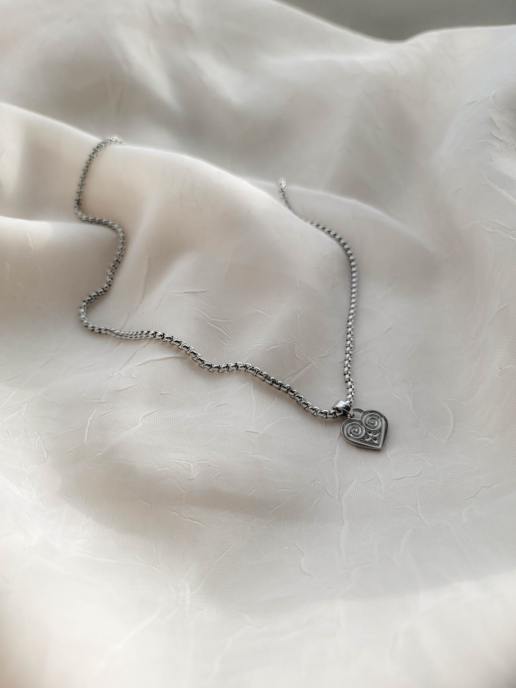 Hmong Heart - Rolo Chain Necklace