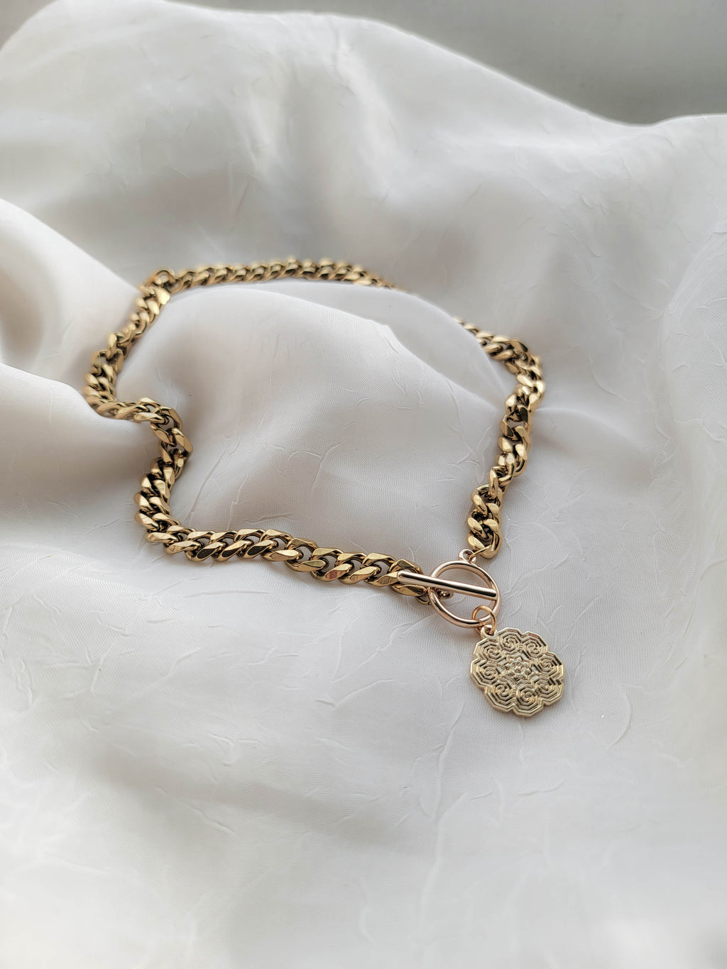 RYR Chunky Toggle Necklace