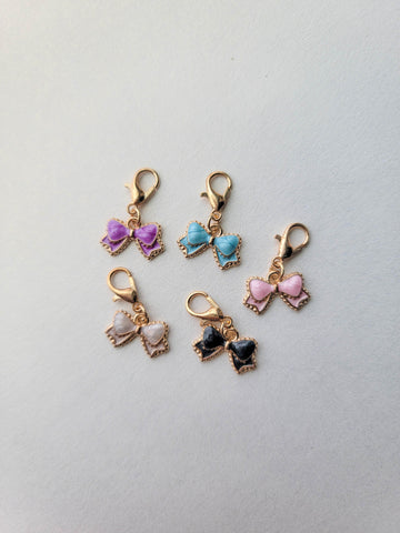 Dainty Bow Charm