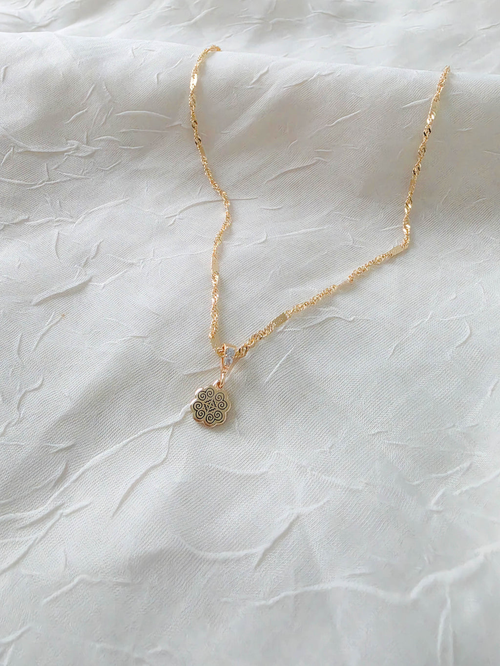 Dainty RYR Necklace - Singapore Chain