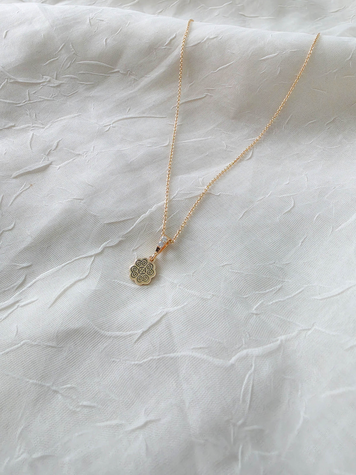 Dainty RYR - Simple Chain