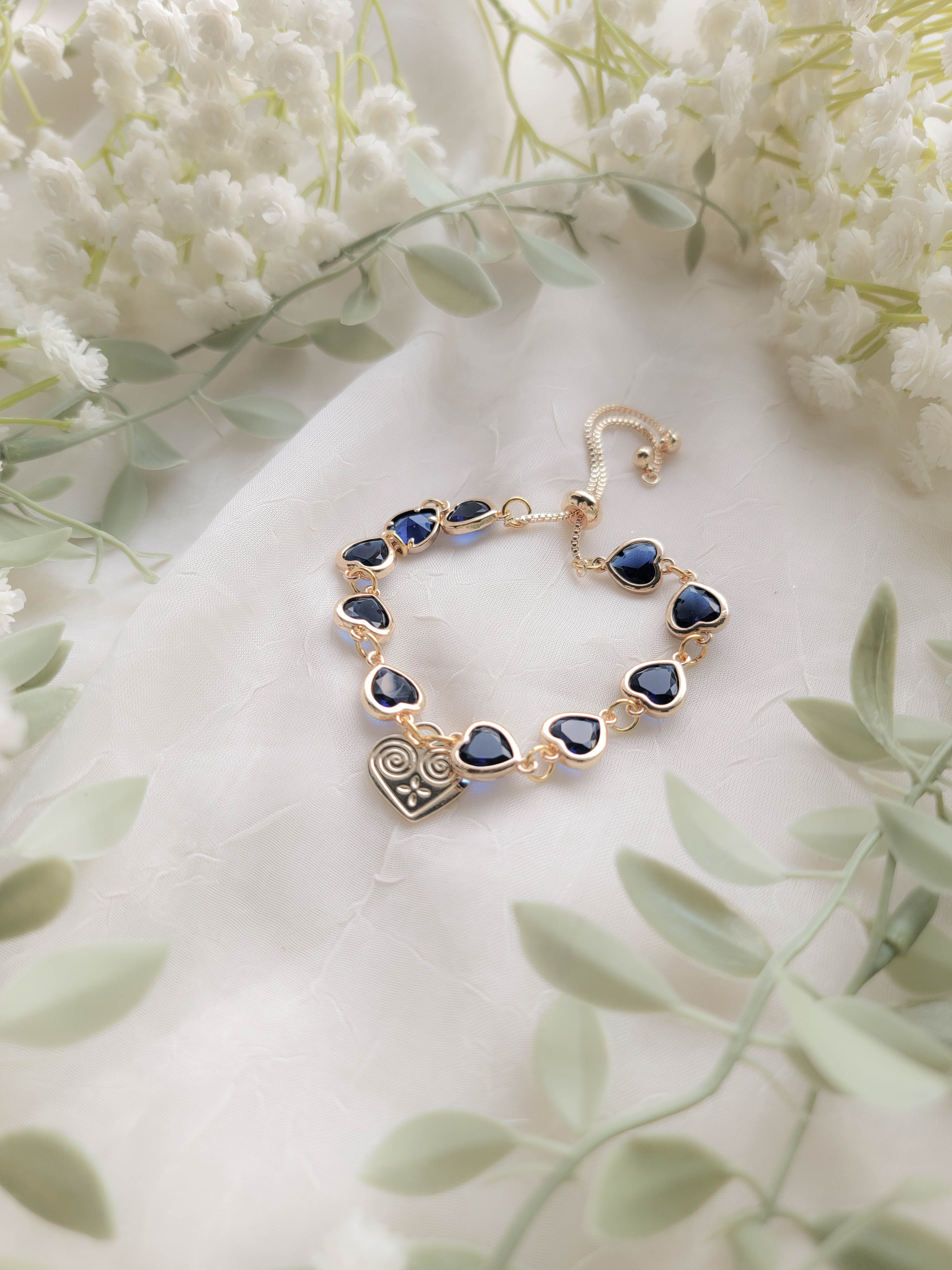 Heart Throb Bracelet (various lengths available)