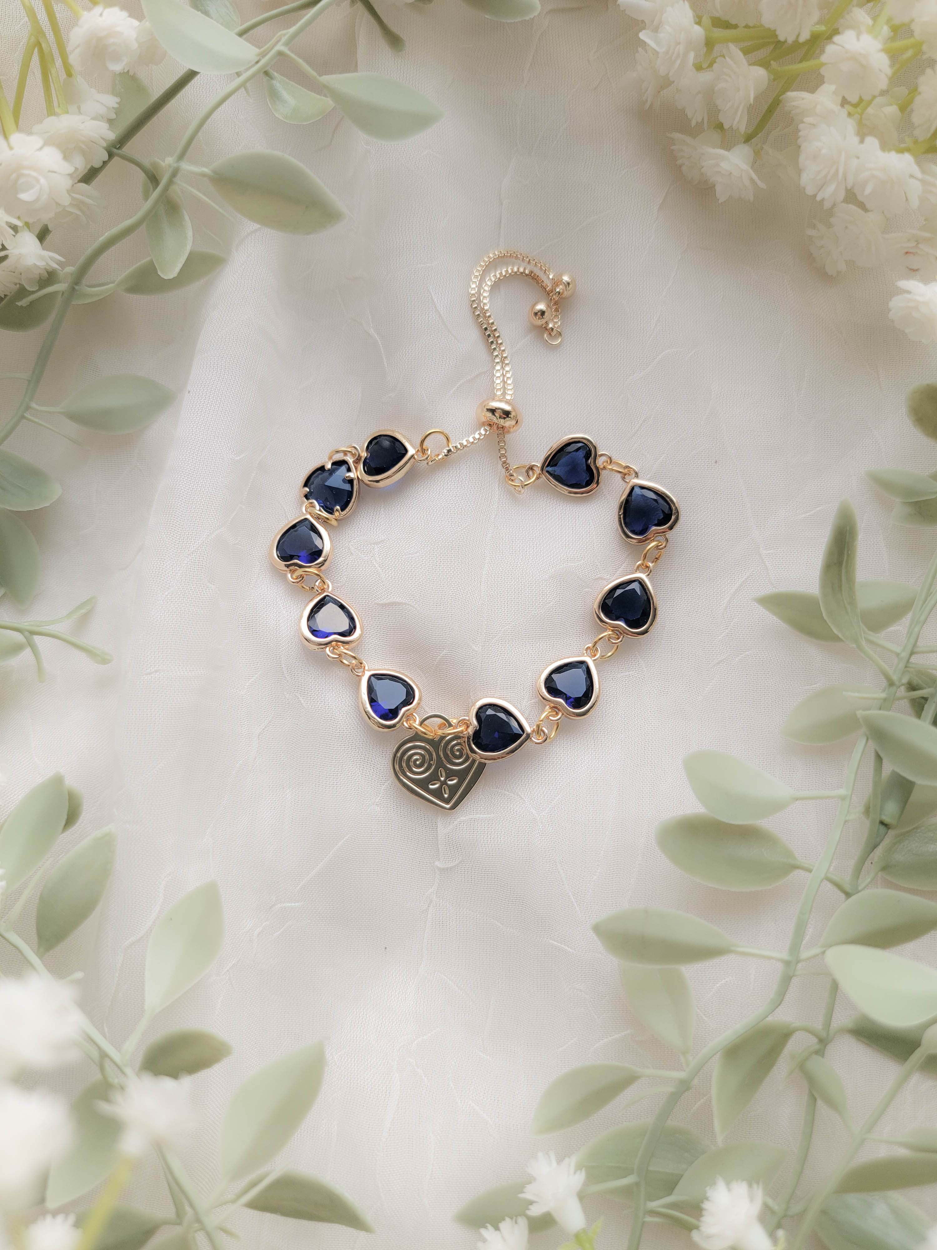 Heart Throb Bracelet (various lengths available)