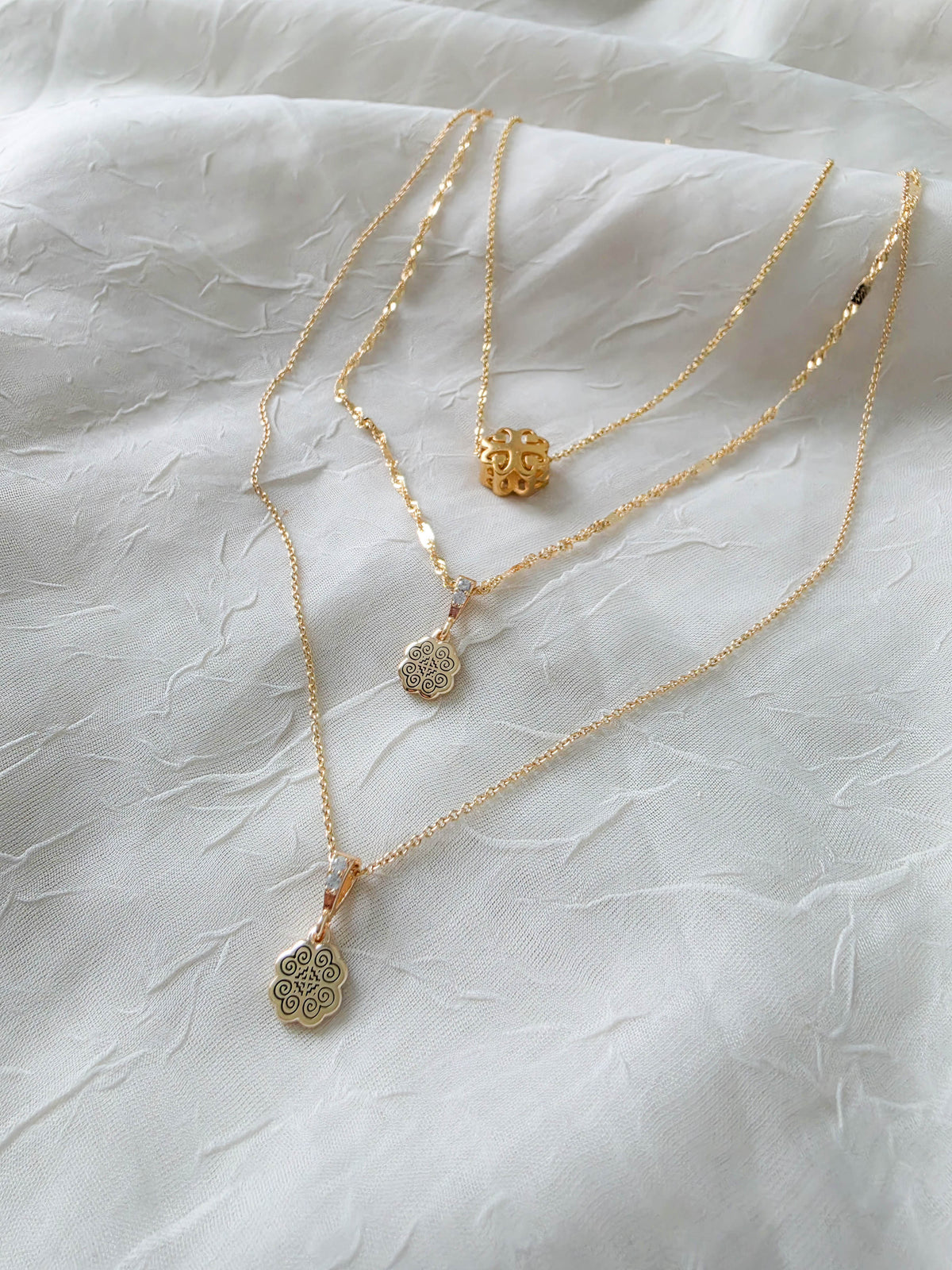 Dainty Choker