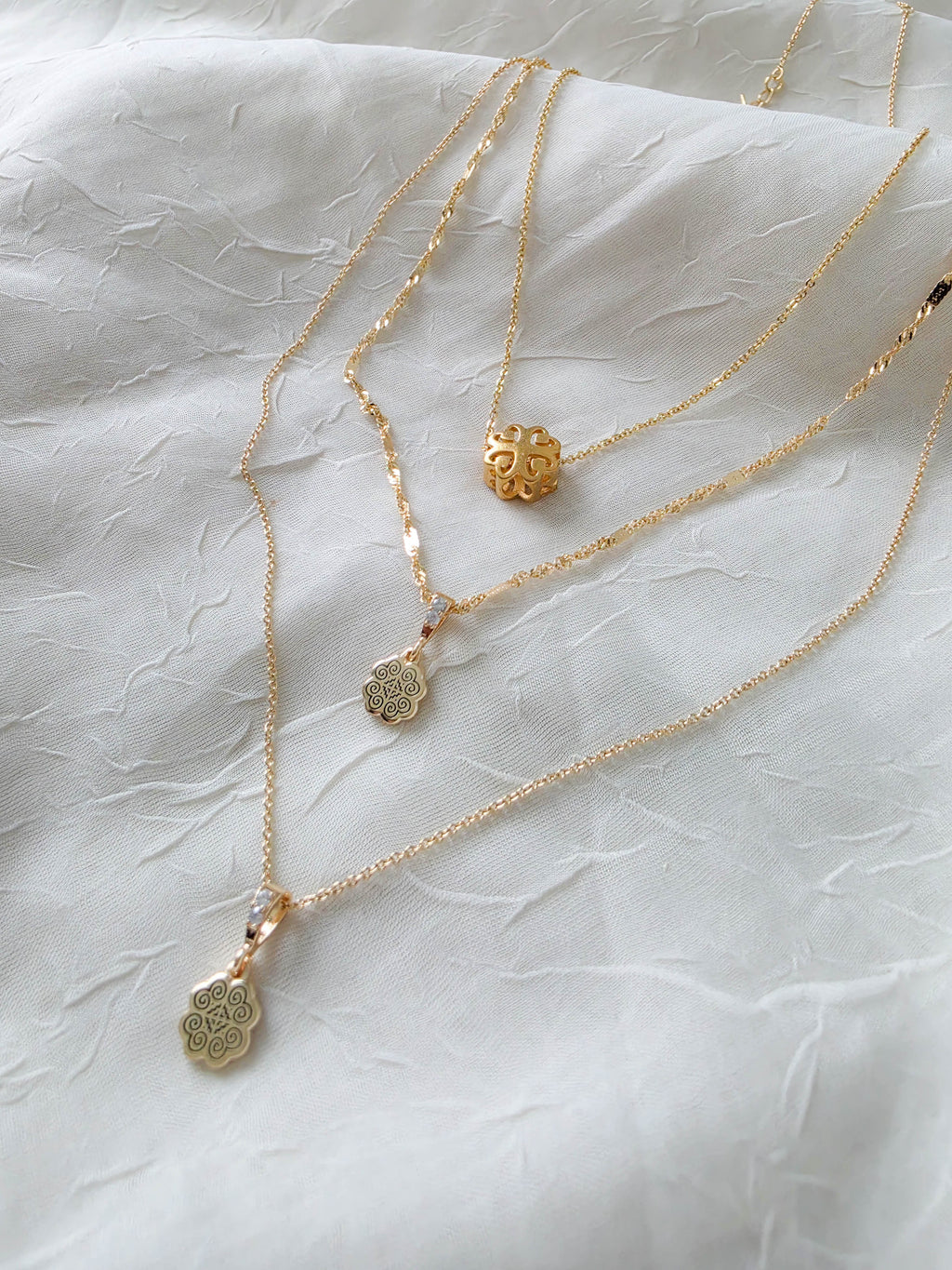 Dainty RYR Necklace - Singapore Chain