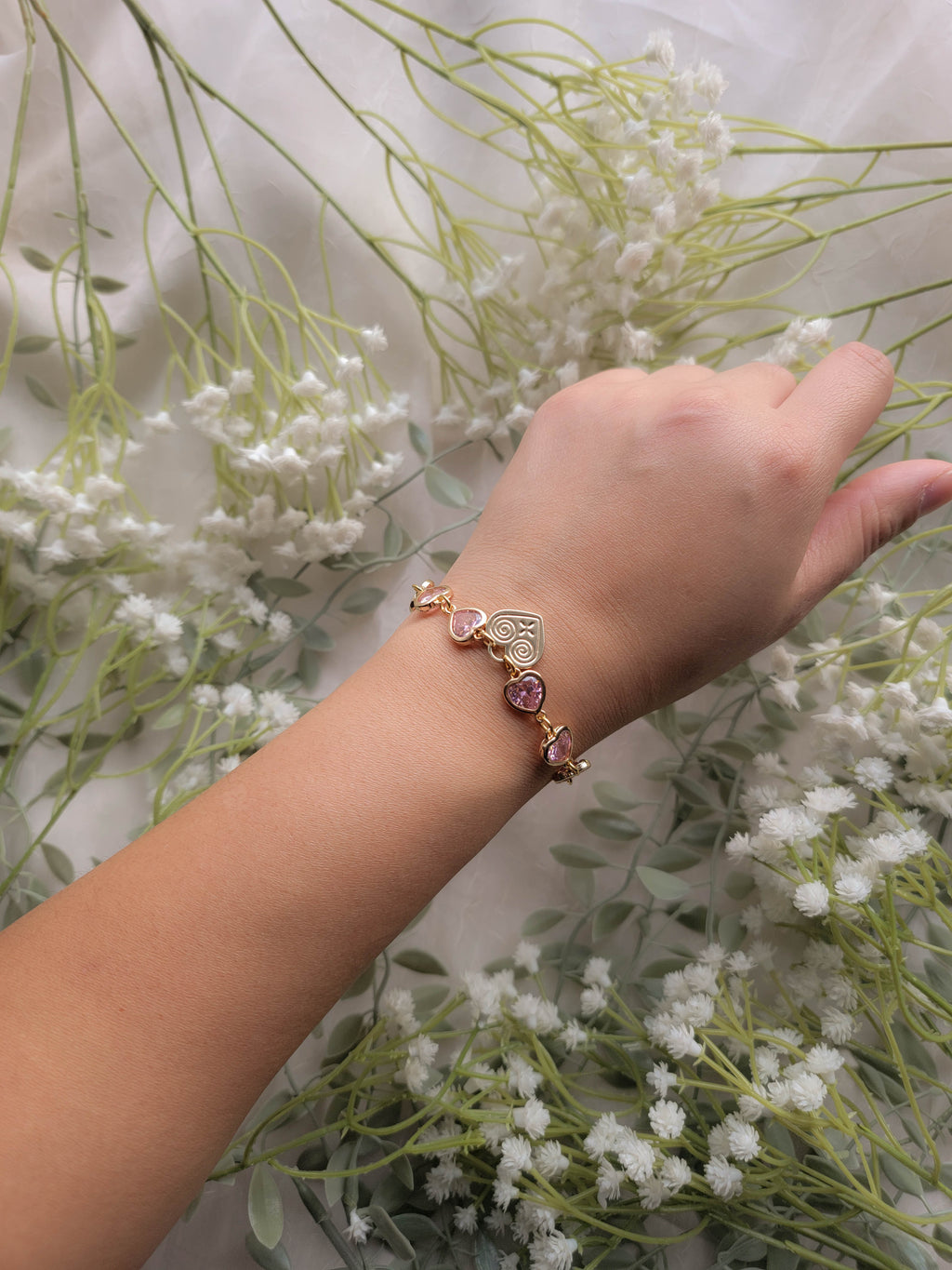 Heart Throb Bracelet (various lengths available)