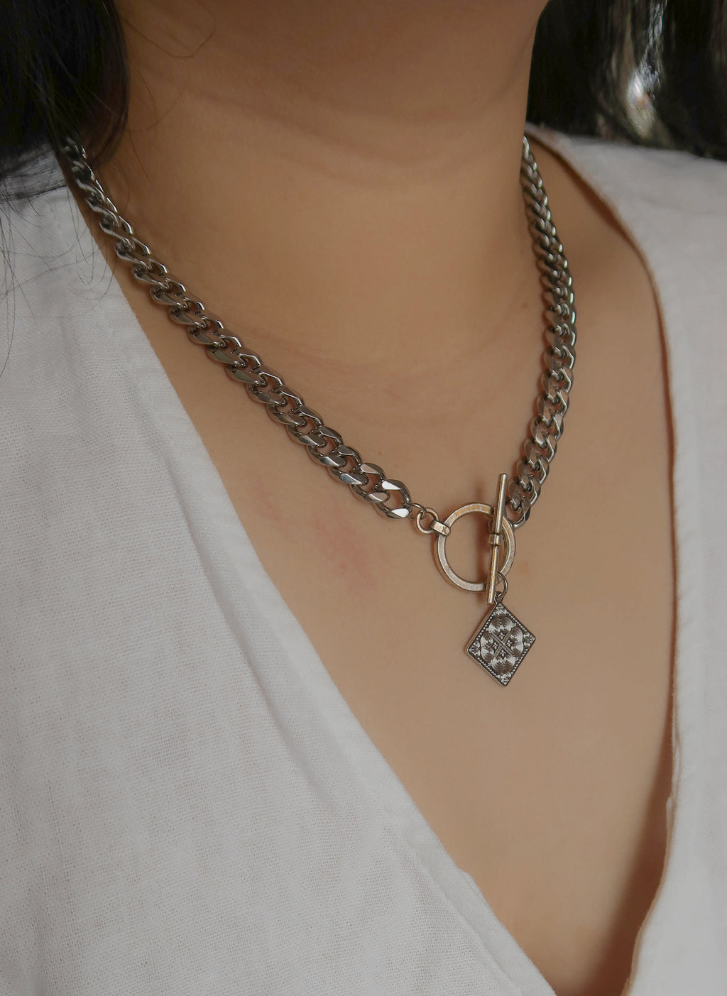 Steadfast Chunky Toggle Necklace