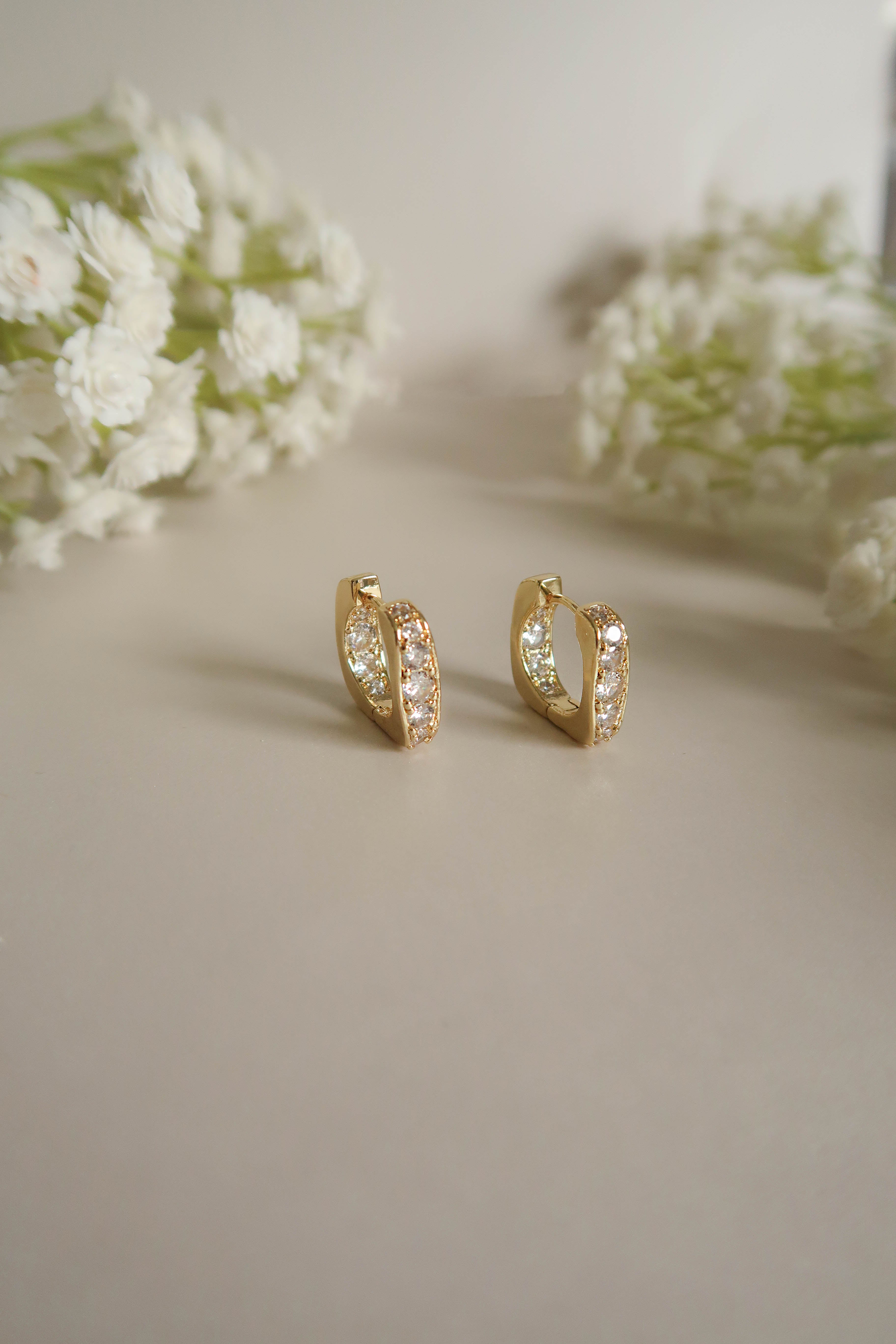 Heirloom CZ Huggies