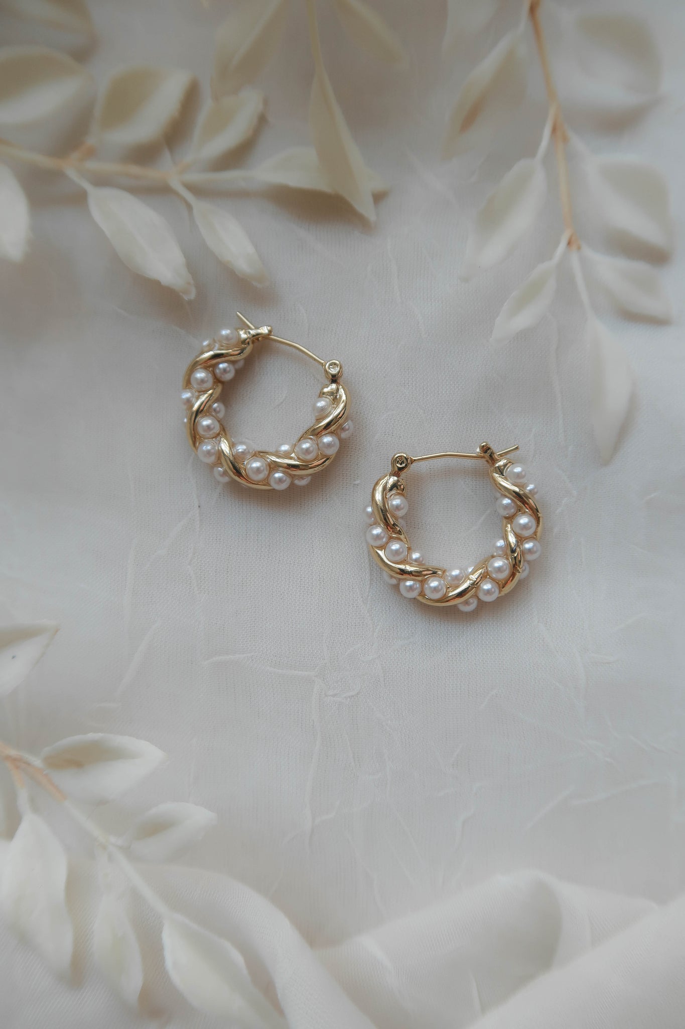 Pearl Lined Hoops