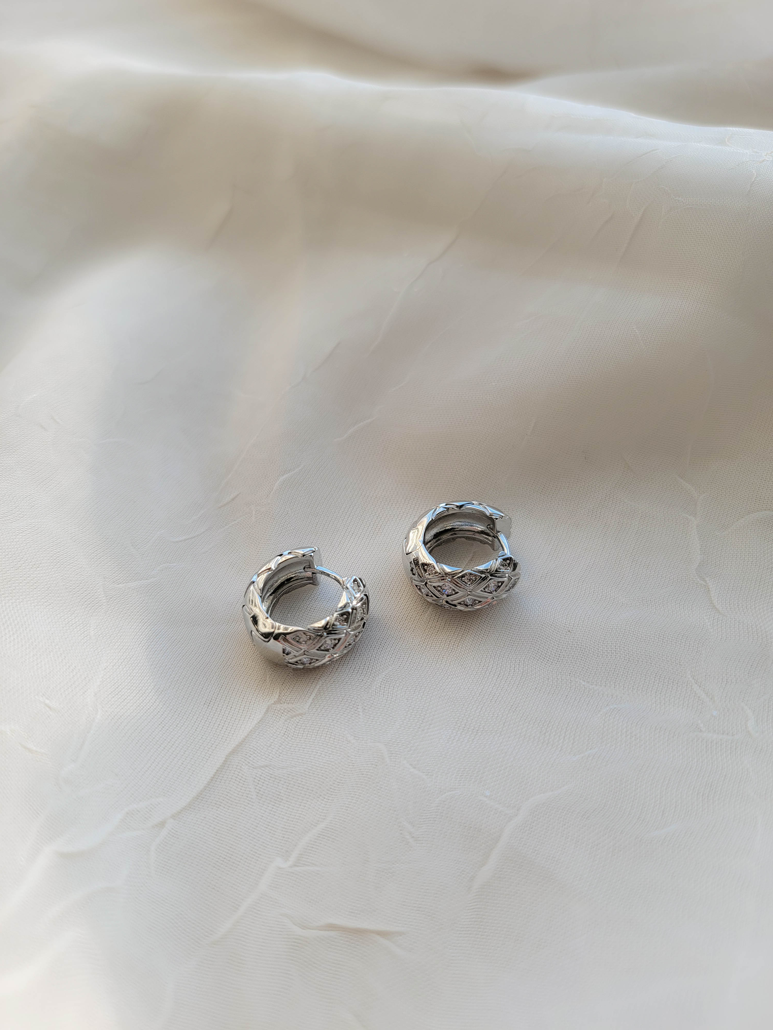 Chunky Crystal Huggies