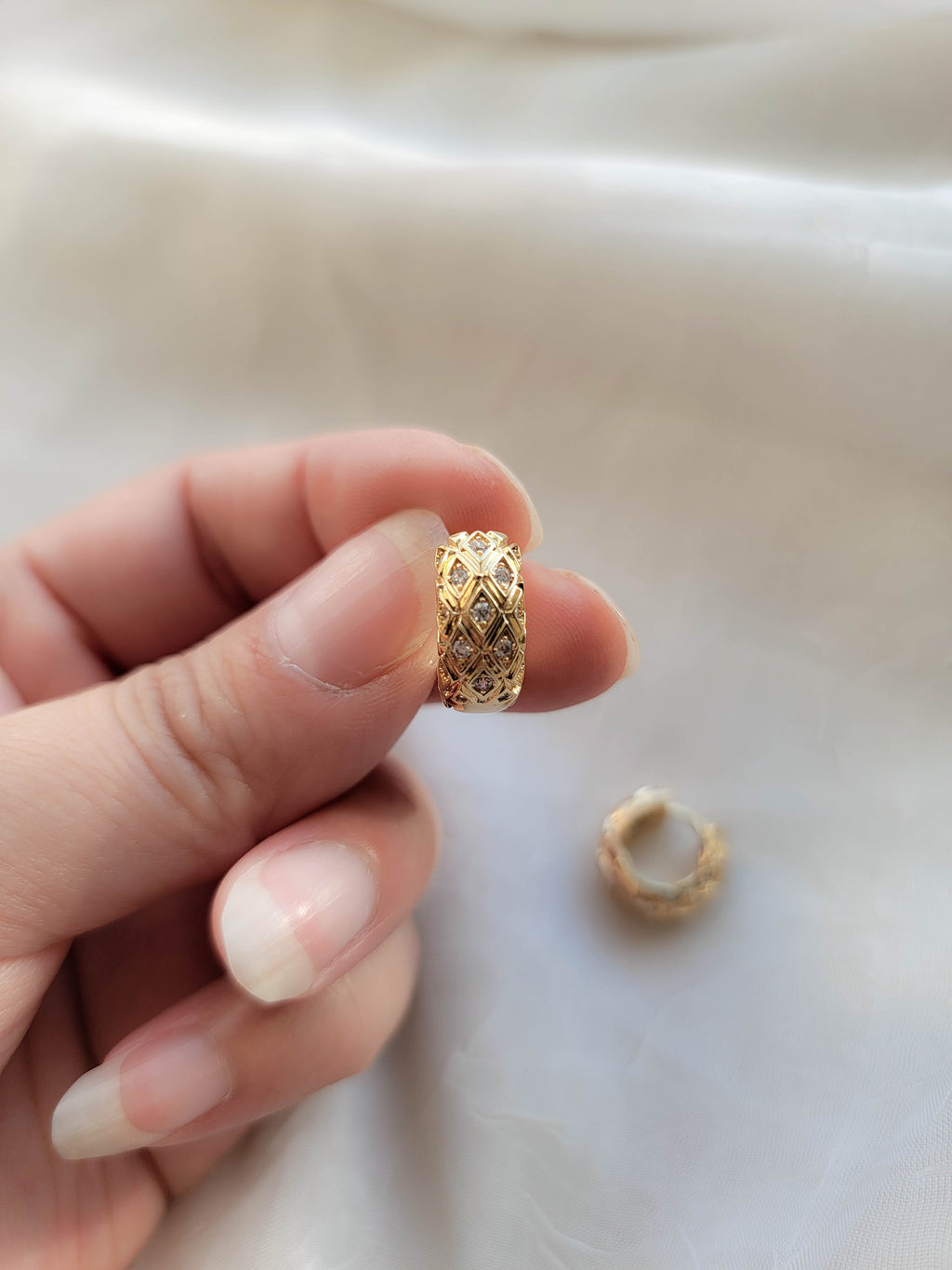 Chunky Crystal Huggies