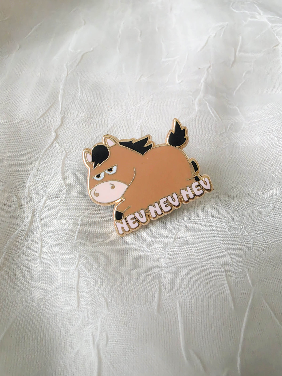 Nev Nev Nev - Brown Horse Enamel Pin