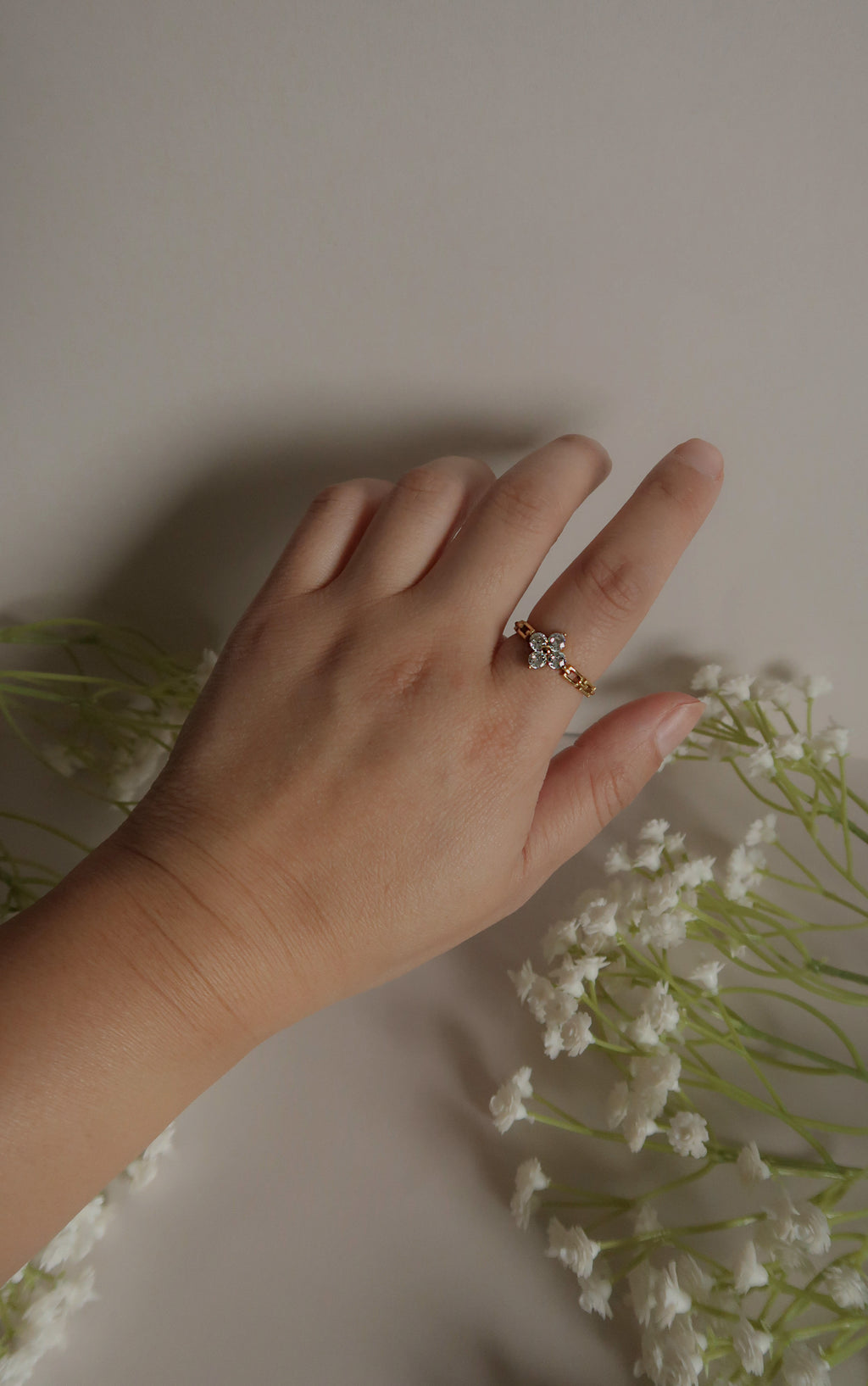 Clover Ring