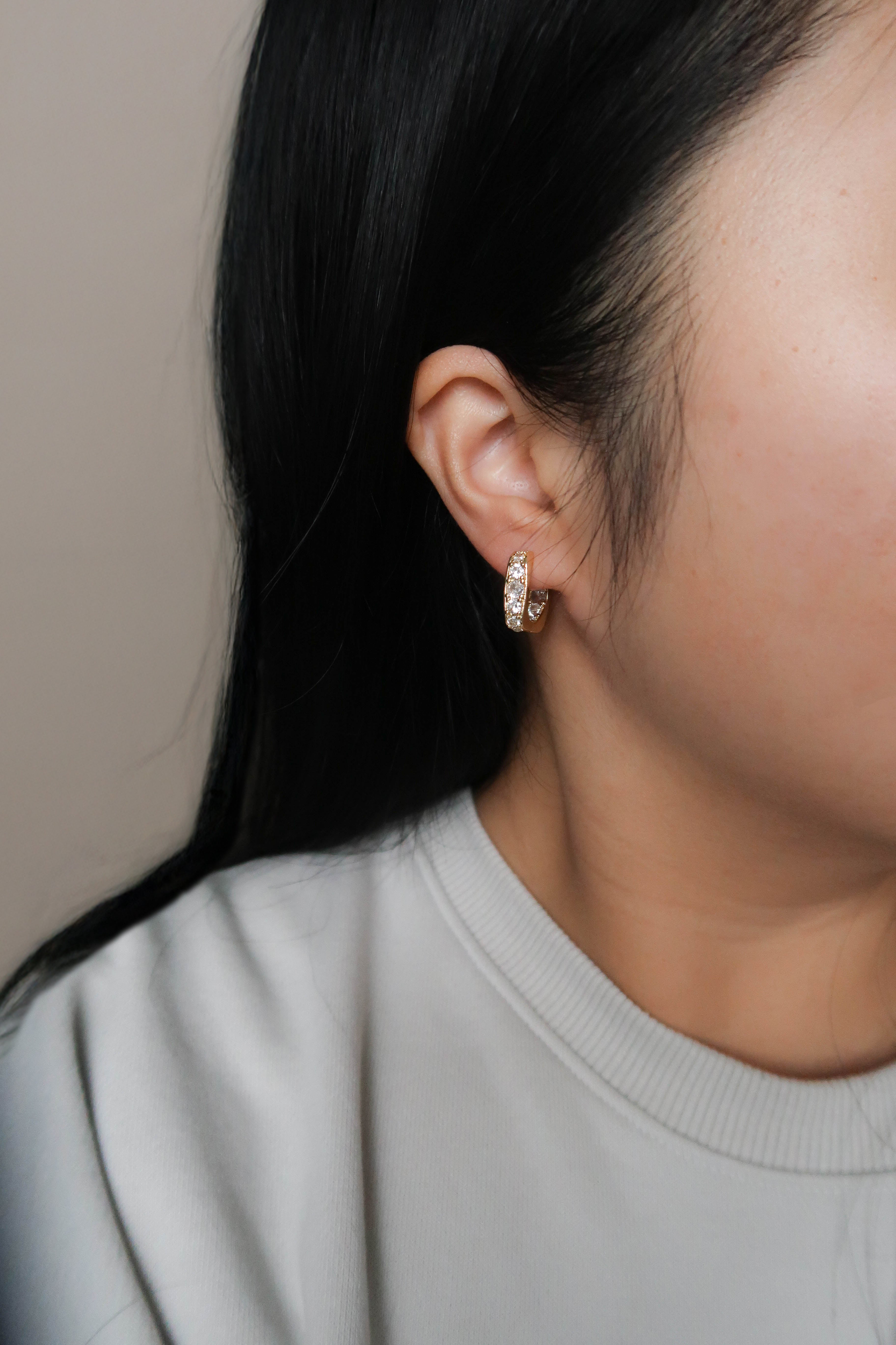 Heirloom CZ Huggies