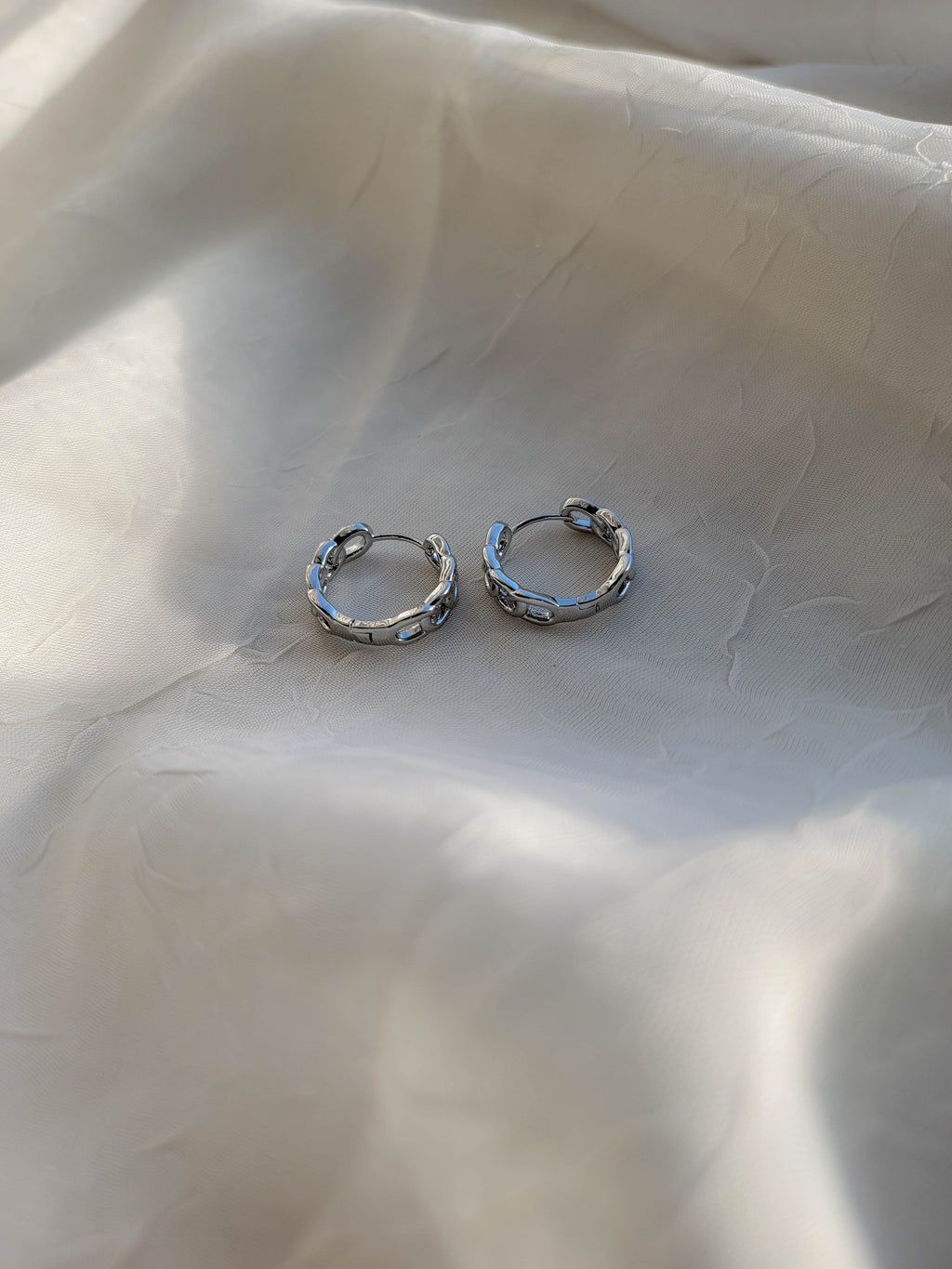 Cable Link Hoops