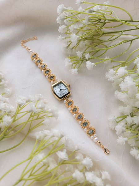 Royal Time Piece