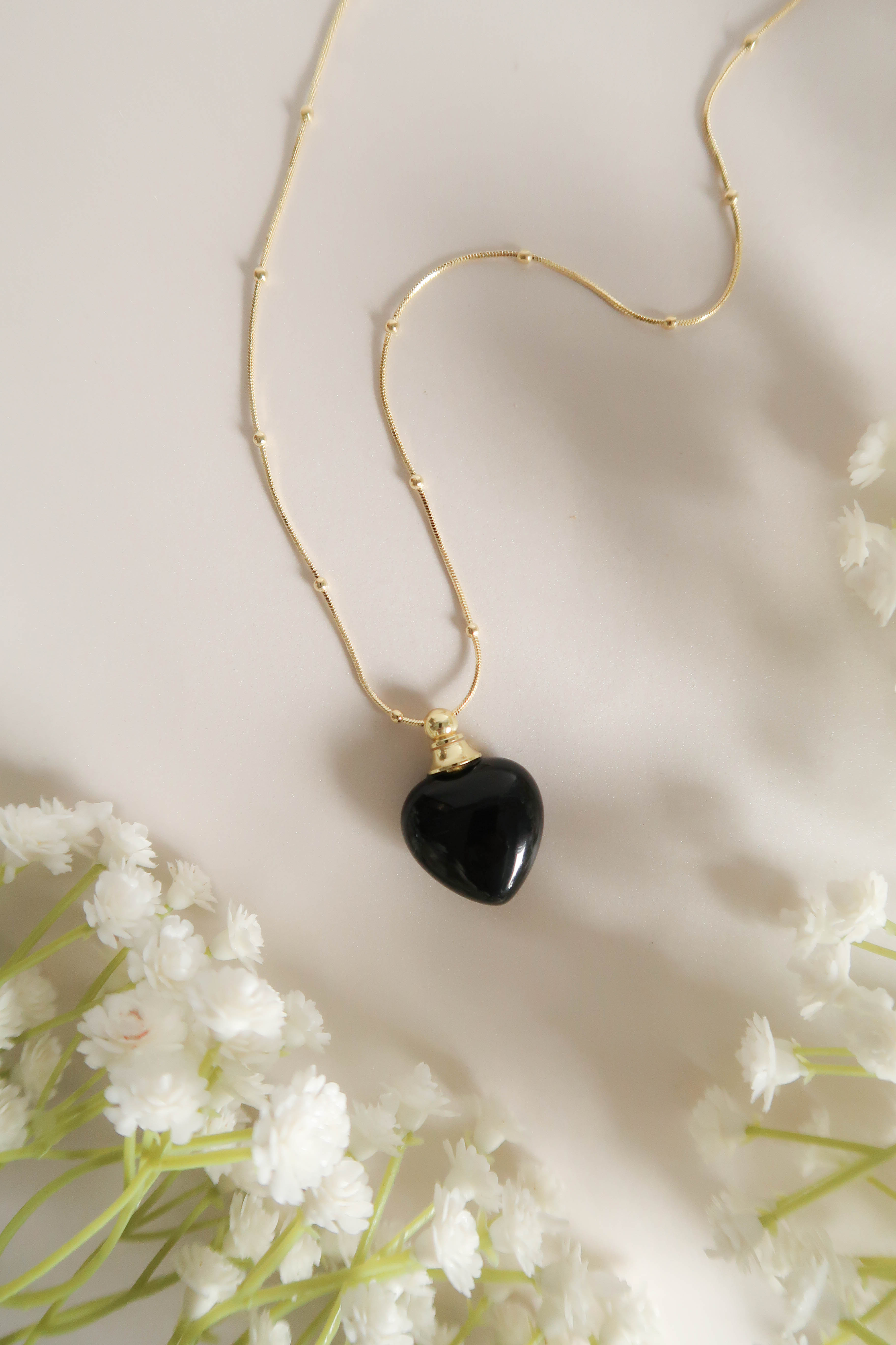 Simple Perfume Locket (Gold)