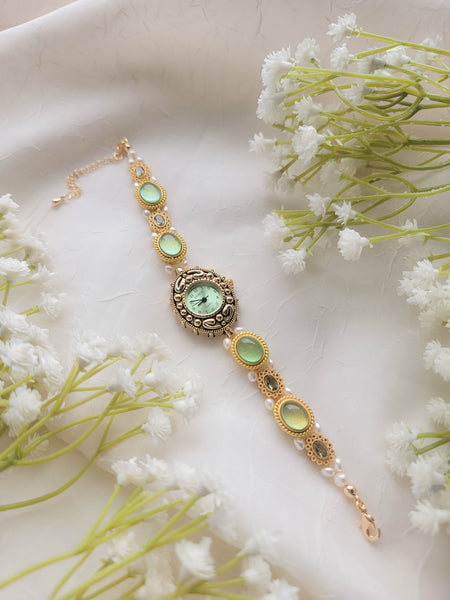Evergreen Time Piece