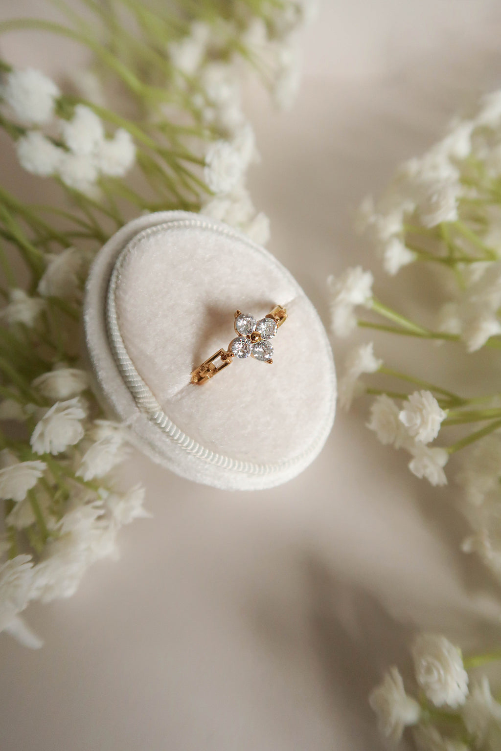 Clover Ring