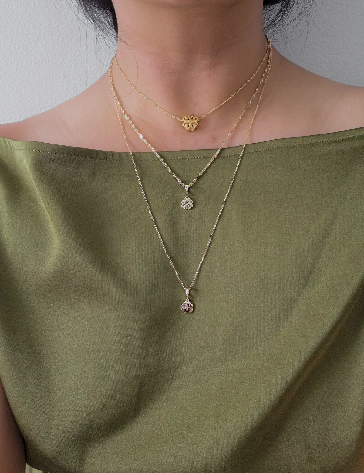 Dainty RYR Necklace - Singapore Chain